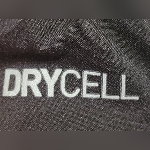 PUMA - Women's Ignite Shorts - Picture 3 of 6